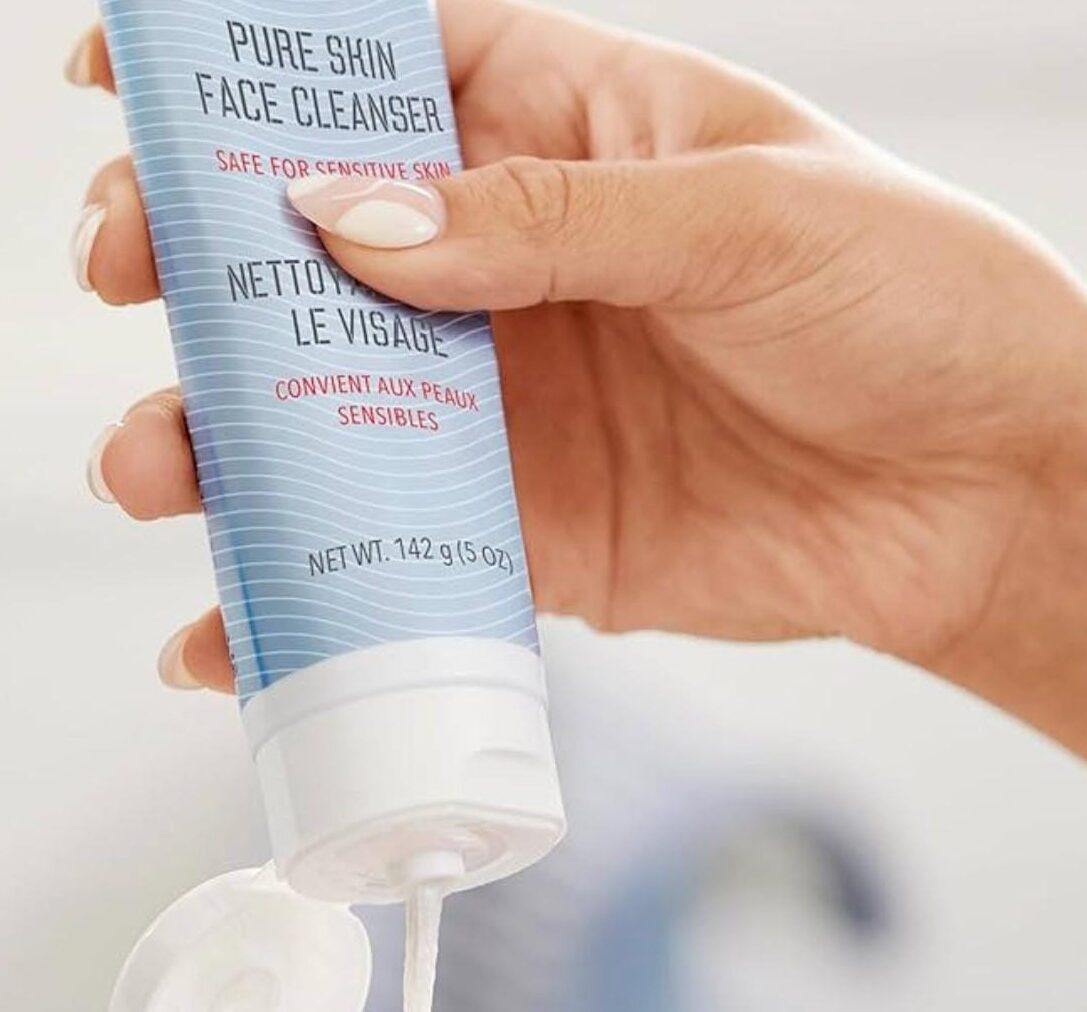 First Aid Beauty Pure Skin Face Cleanser