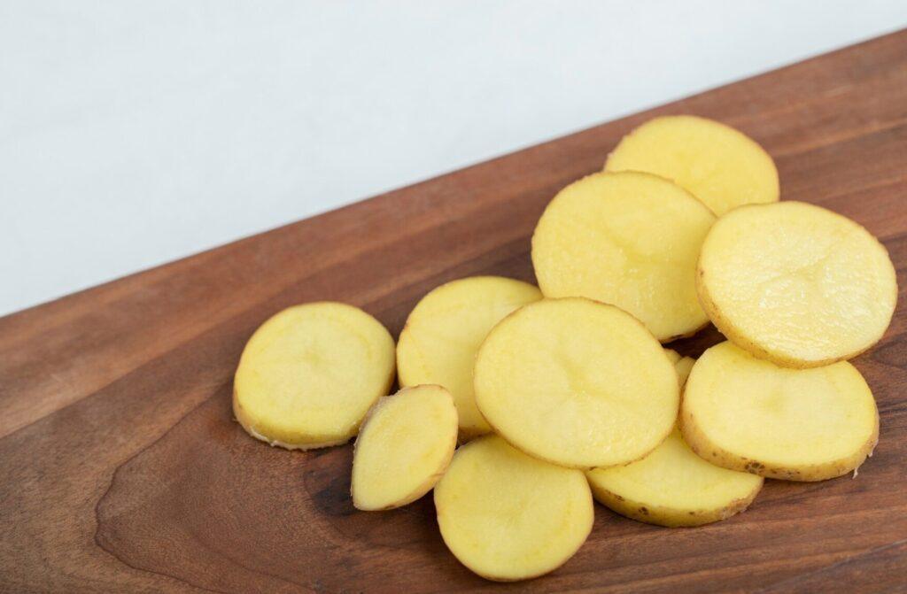 How to Get Rid of Dark Circles Naturally at Home